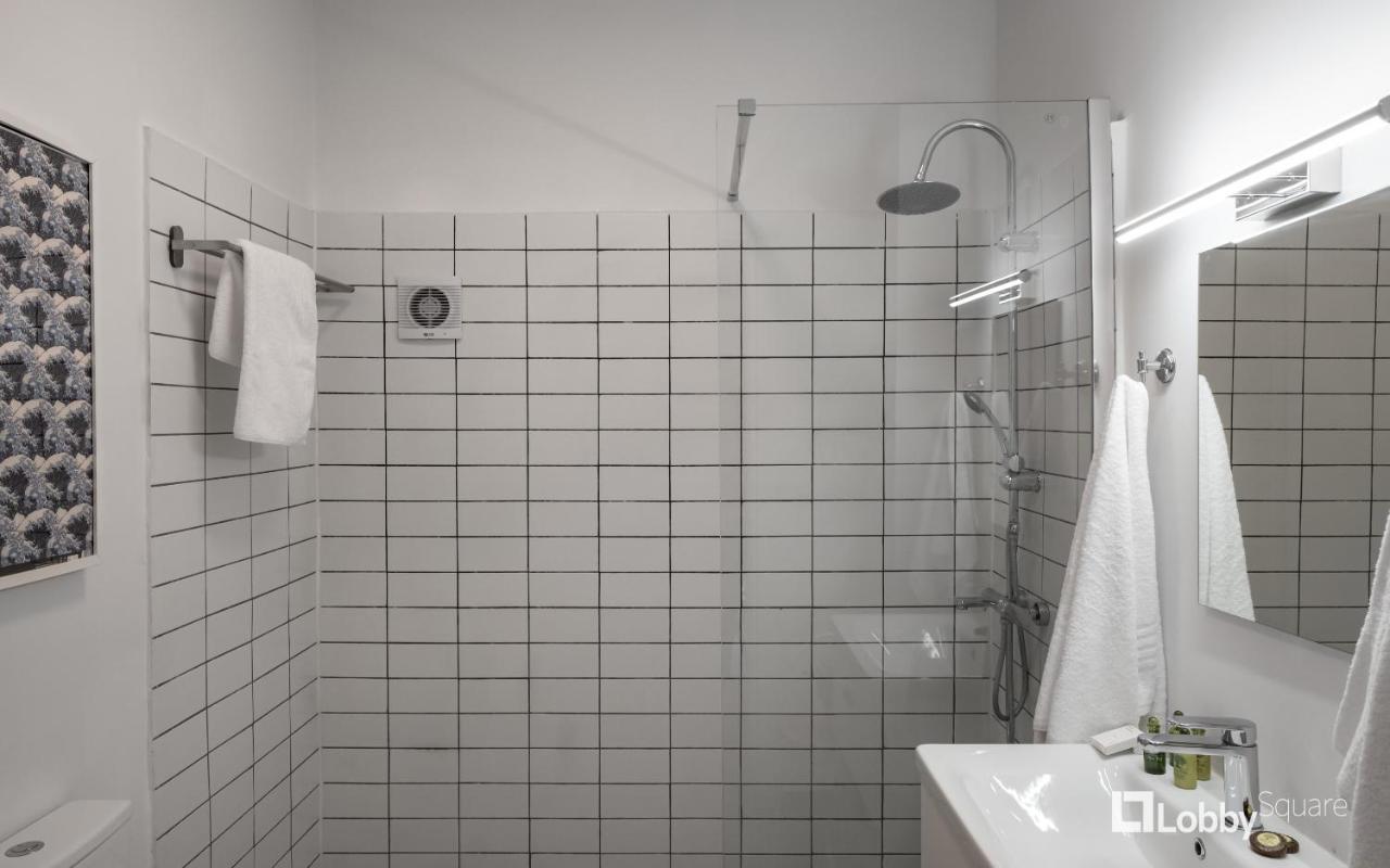Aether Apartment By Lobbysquare เอเธนส์ ภายนอก รูปภาพ