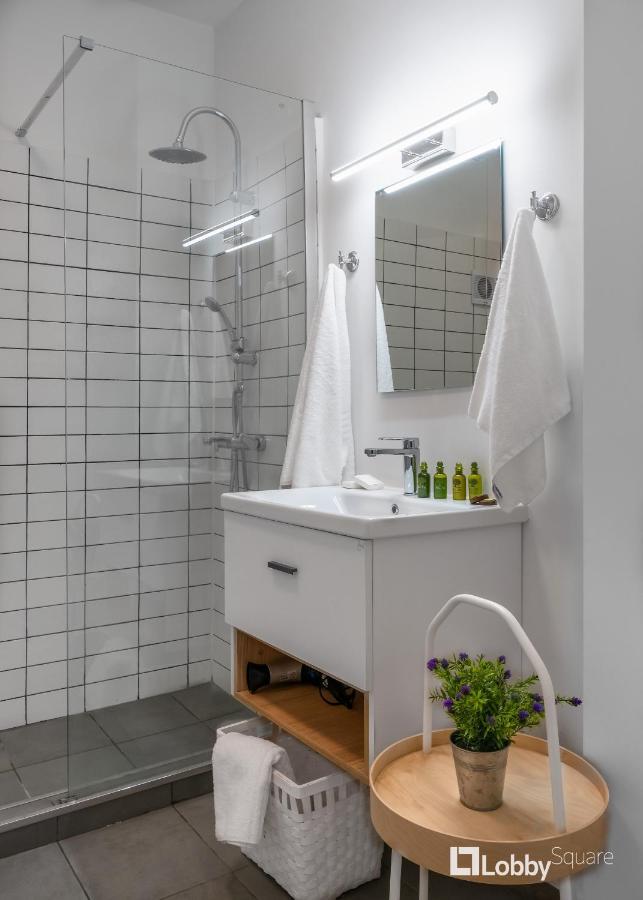 Aether Apartment By Lobbysquare เอเธนส์ ภายนอก รูปภาพ